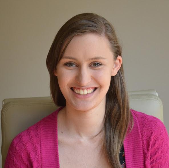 A headshot of Elizabeth O'Neill 